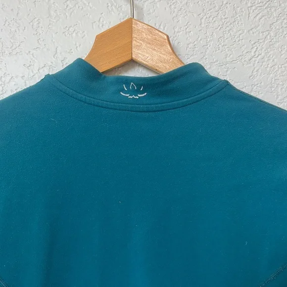 Beyond Yoga Curved Jacket Fitted Activewear Green size Medium - Picture 11 of 14